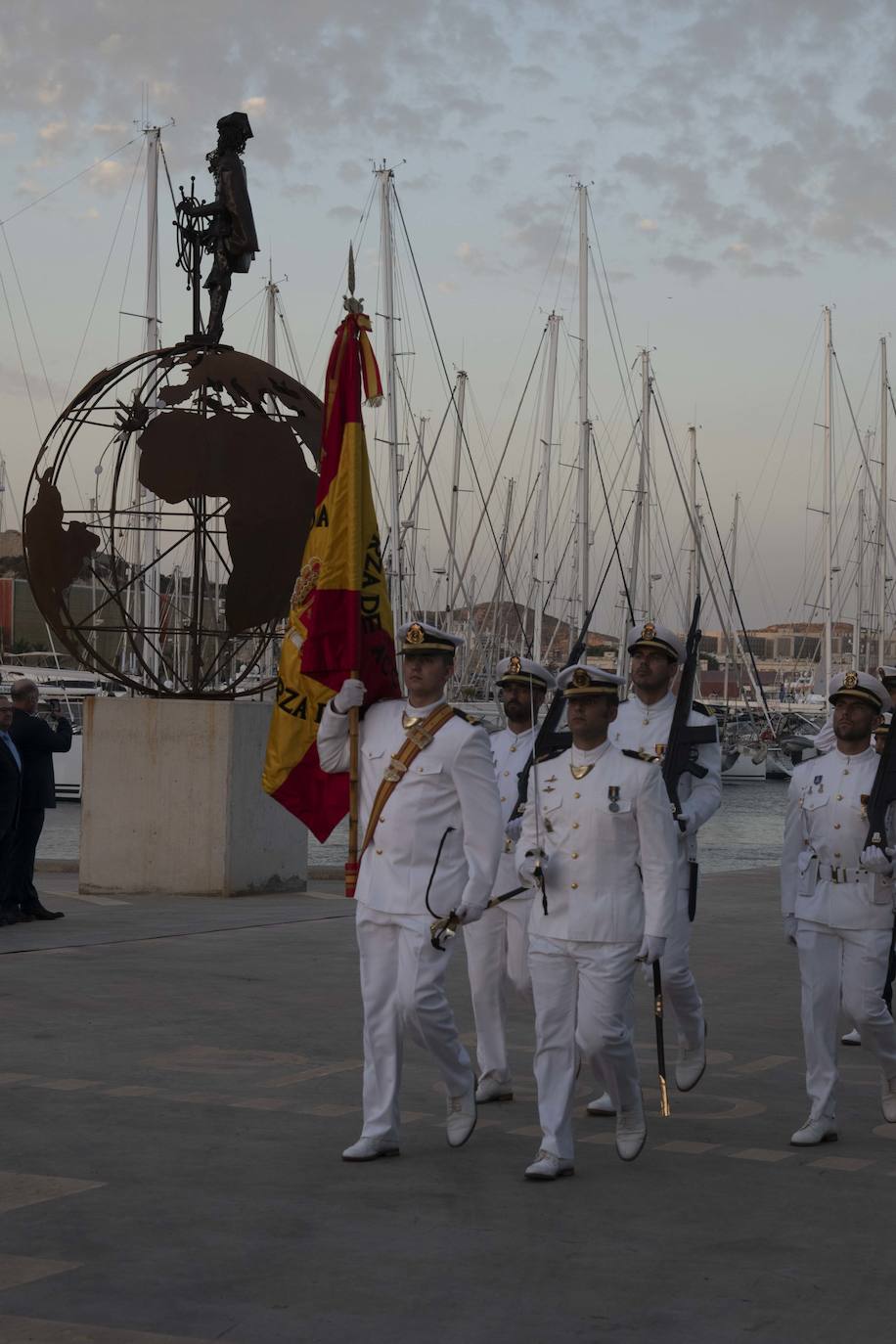 Fotos La Armada homenajea a Juan Sebastián Elcano en Cartagena La Verdad